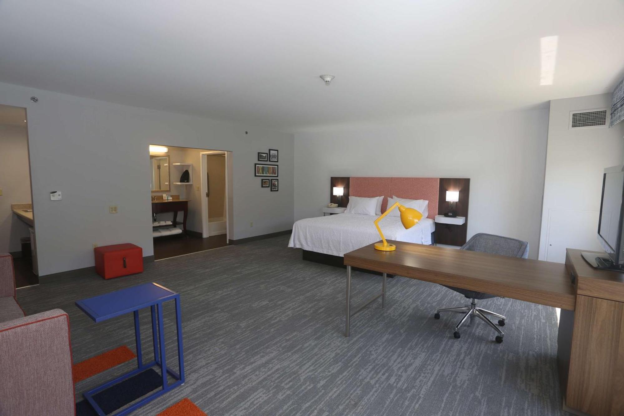Hampton Inn Owego Экстерьер фото